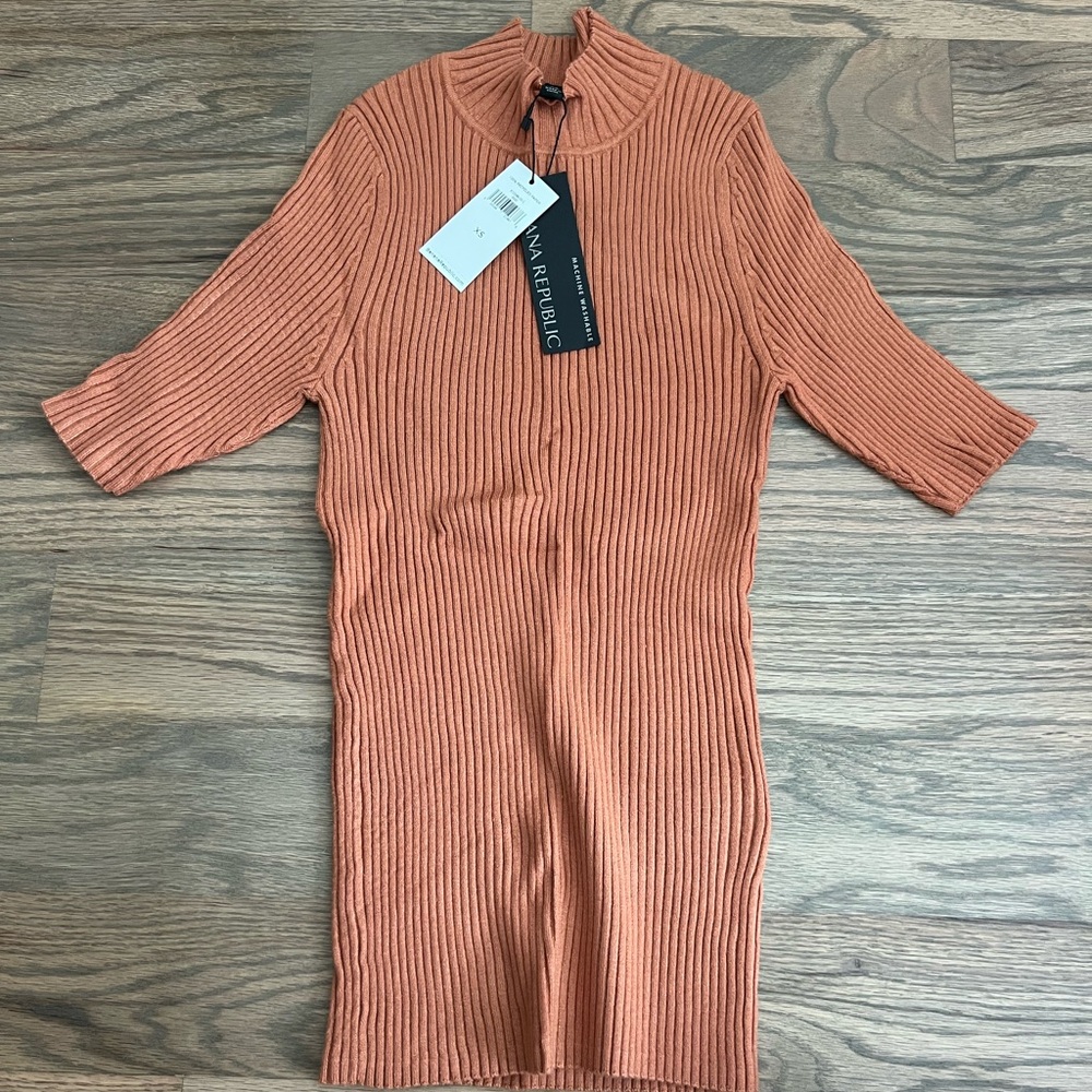 Banana Republic Women's Ribbed Knit Shirt - Rust
